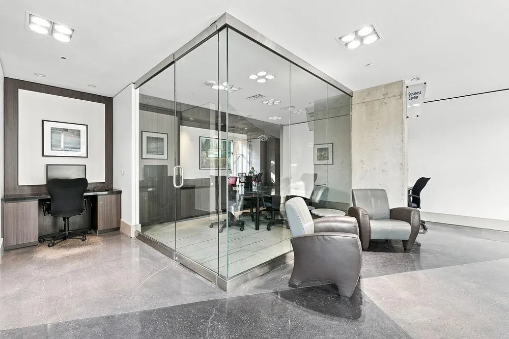 1901 Post Oak Boulevard #1501 Houston, TX 77056