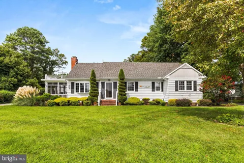 8505 NEWARK ROAD
