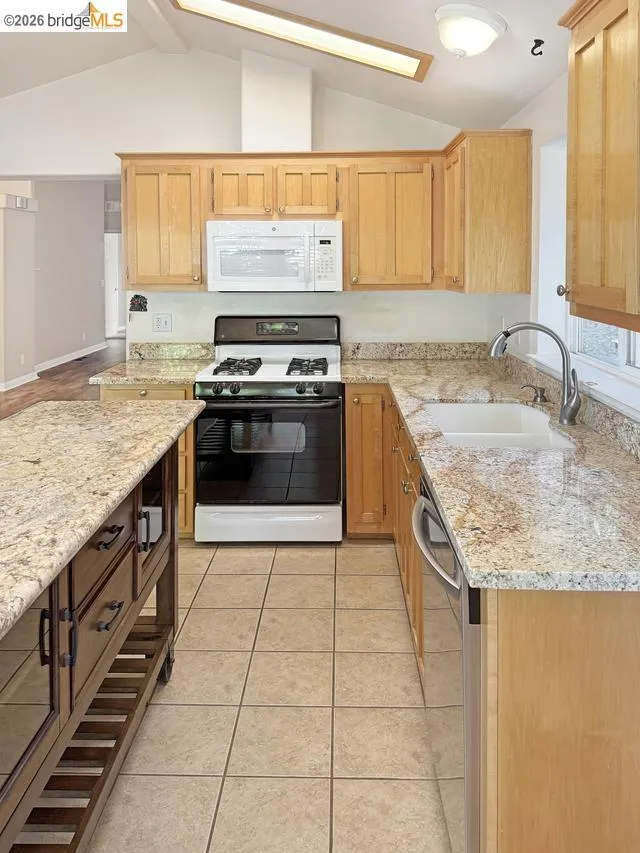 23732 Parrotts Ferry Road Columbia, CA 95310