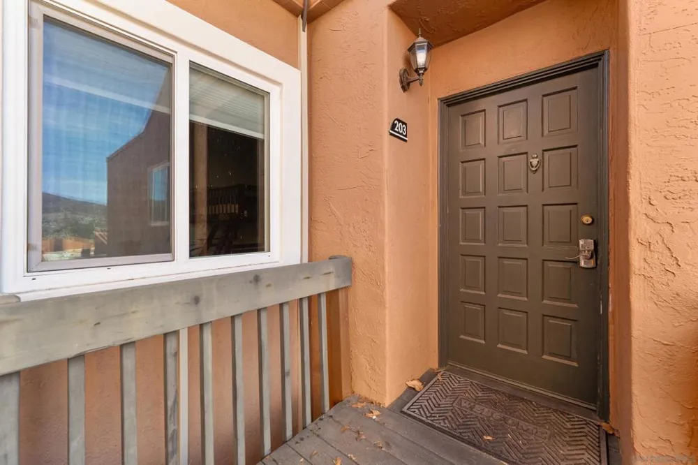17141 W Bernardo Dr #203 San Diego, CA 92127
