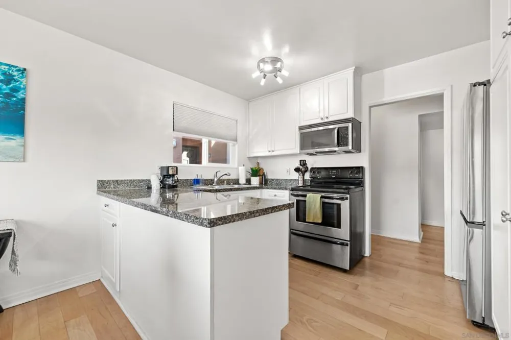17141 W Bernardo Dr #203 San Diego, CA 92127