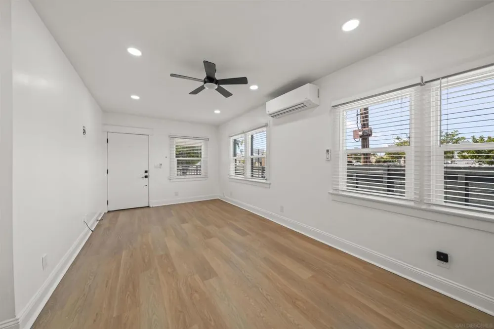 4319 Landis San Diego, CA 92105