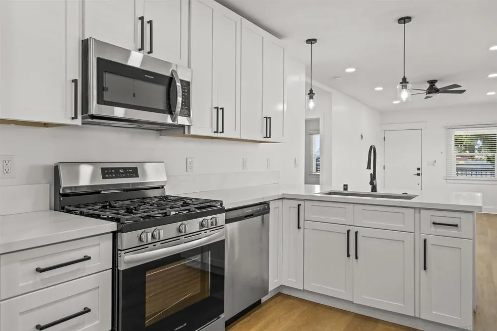 4319 Landis San Diego, CA 92105