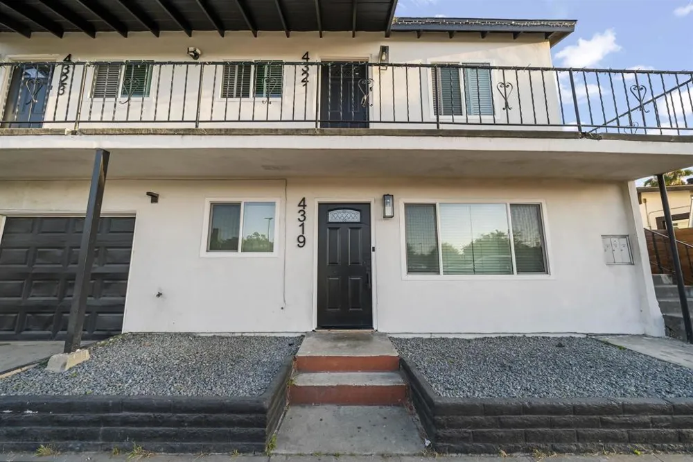 4319 Landis San Diego, CA 92105