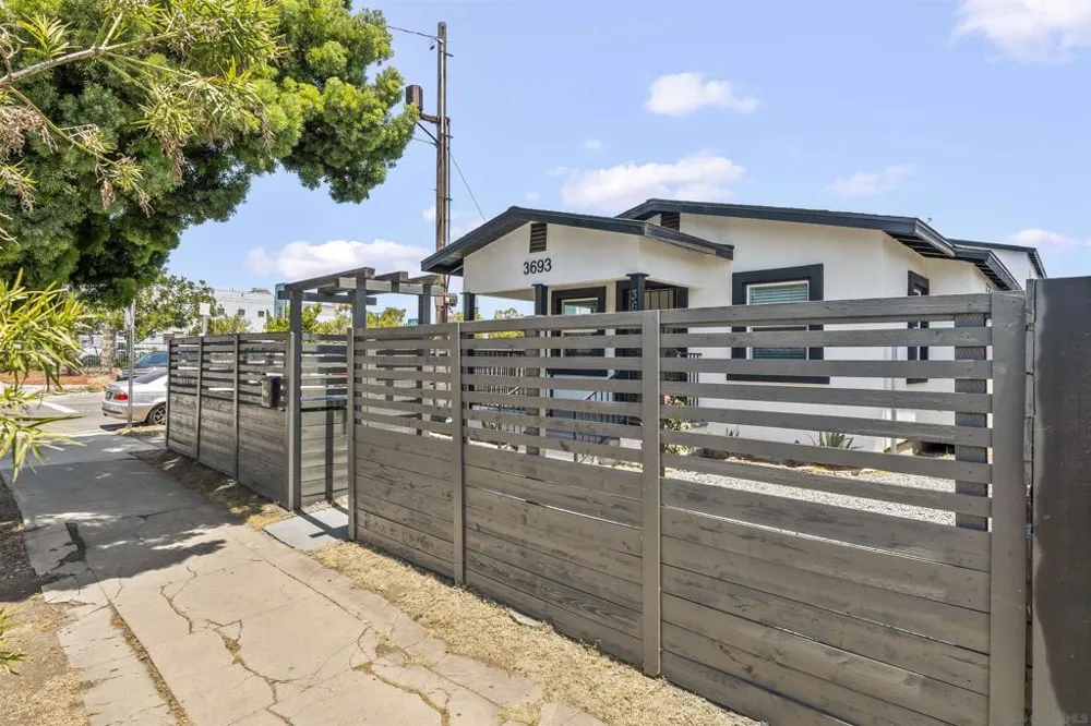 4319 Landis San Diego, CA 92105