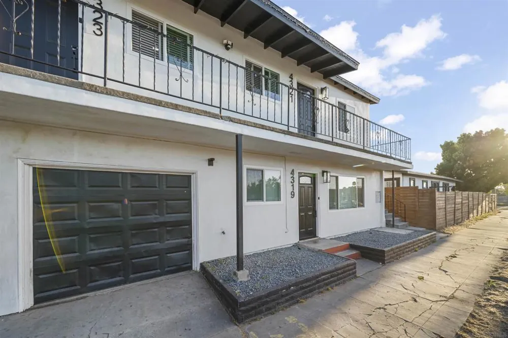 4319 Landis San Diego, CA 92105