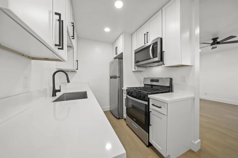 4319 Landis San Diego, CA 92105