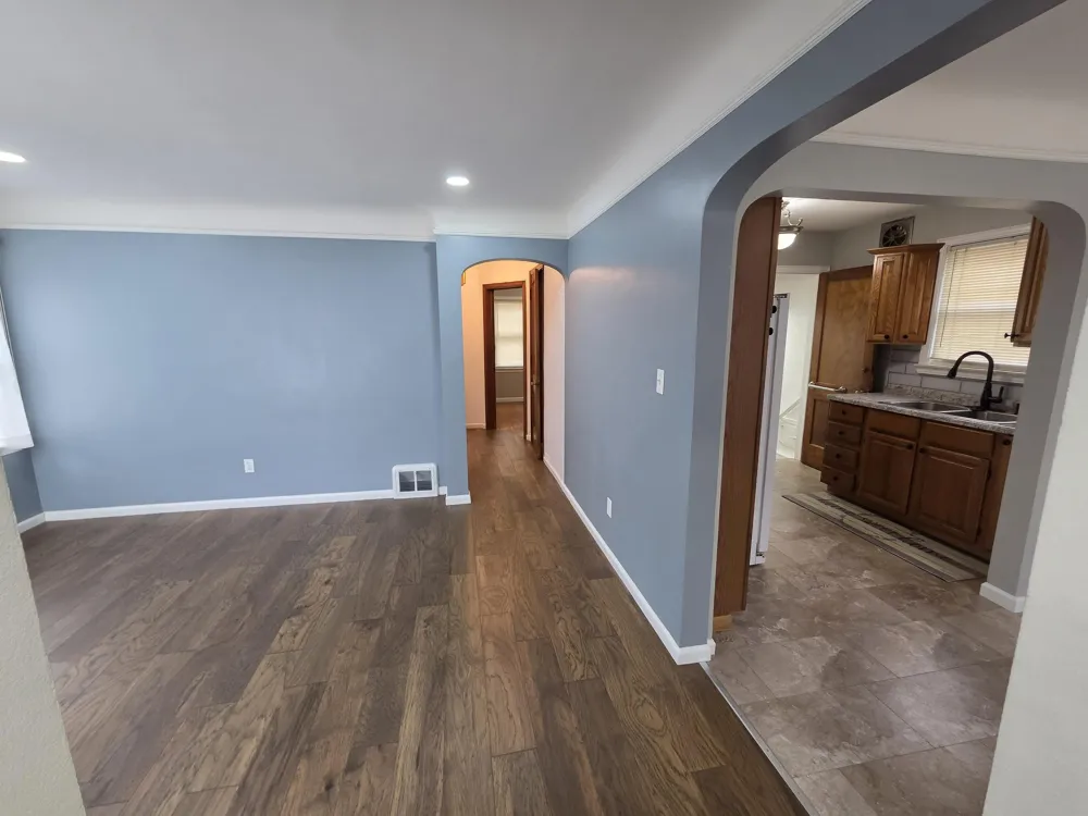 26722 W Chicago Redford, MI 48239