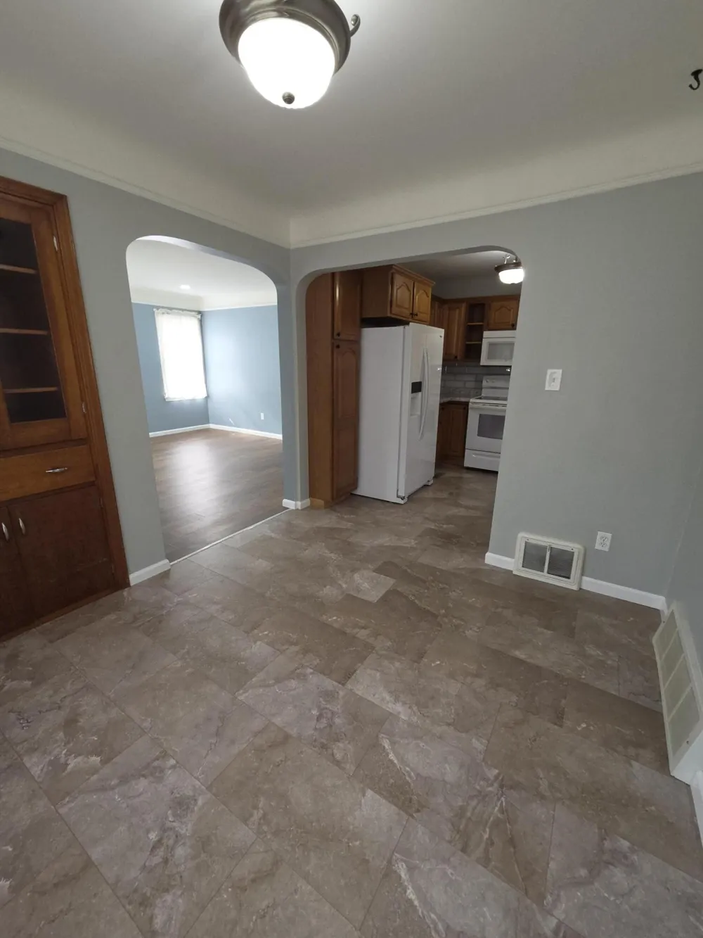 26722 W Chicago Redford, MI 48239