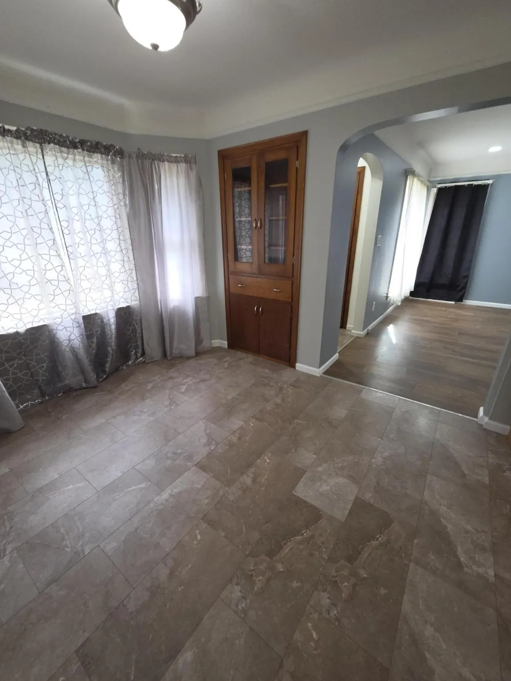 26722 W Chicago Redford, MI 48239