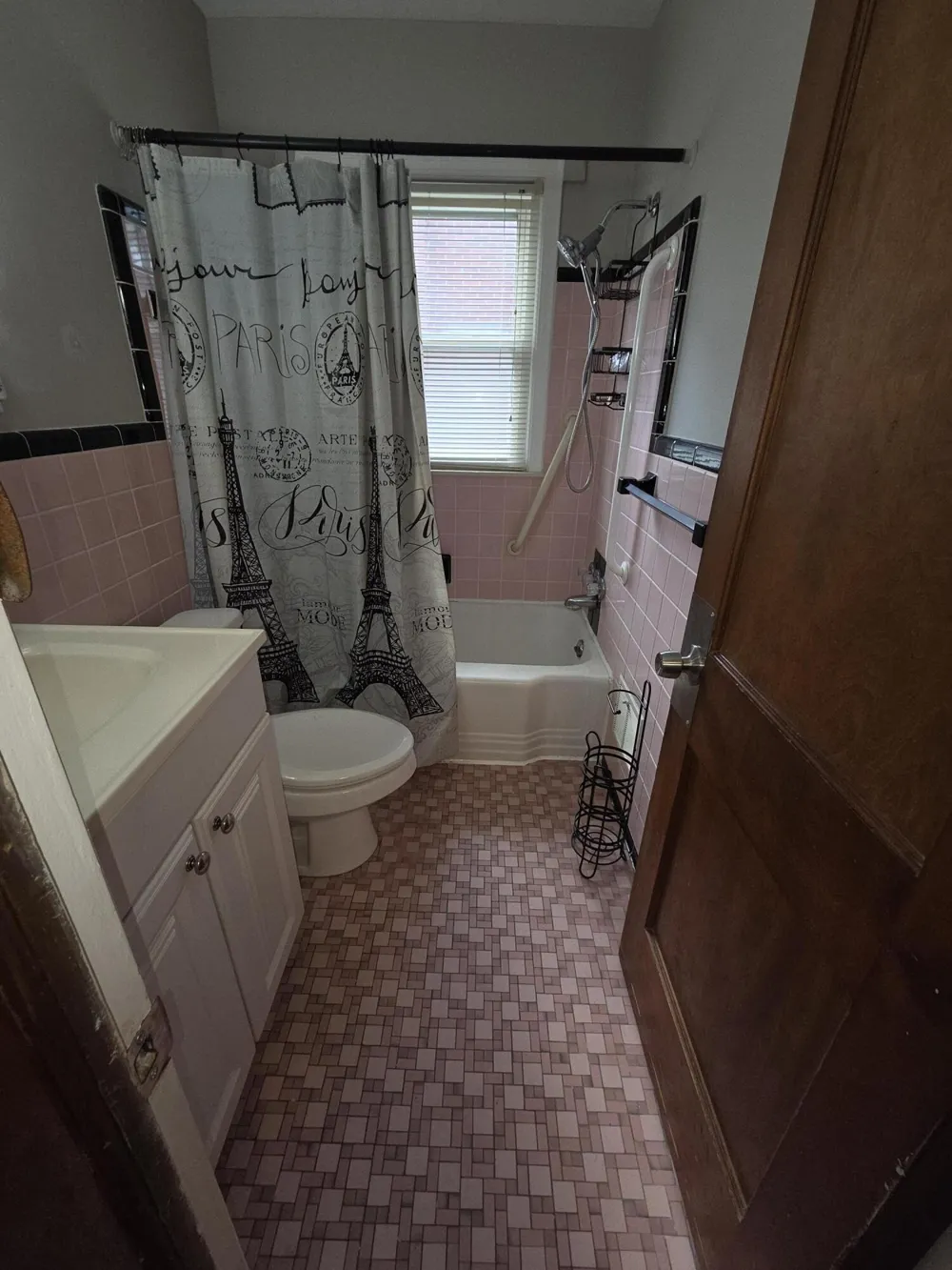 26722 W Chicago Redford, MI 48239