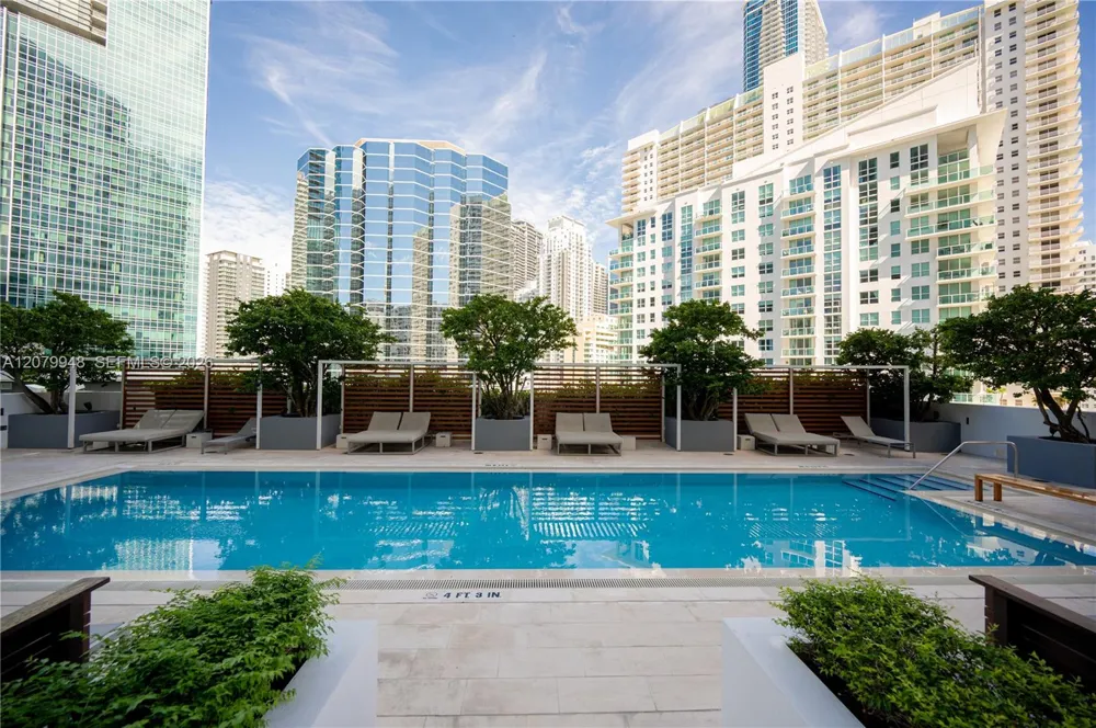 1300 Brickell Bay Dr #710 Miami, FL 33131