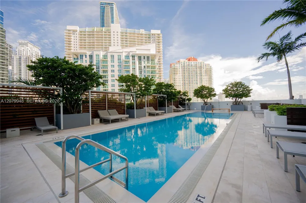 1300 Brickell Bay Dr #710 Miami, FL 33131