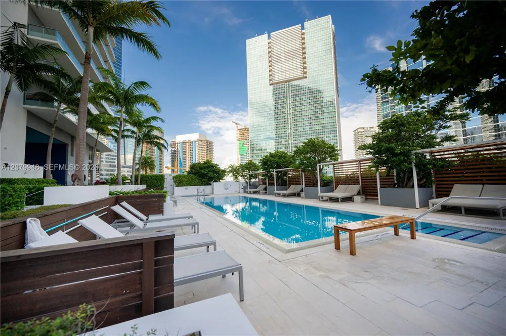 1300 Brickell Bay Dr #710 Miami, FL 33131