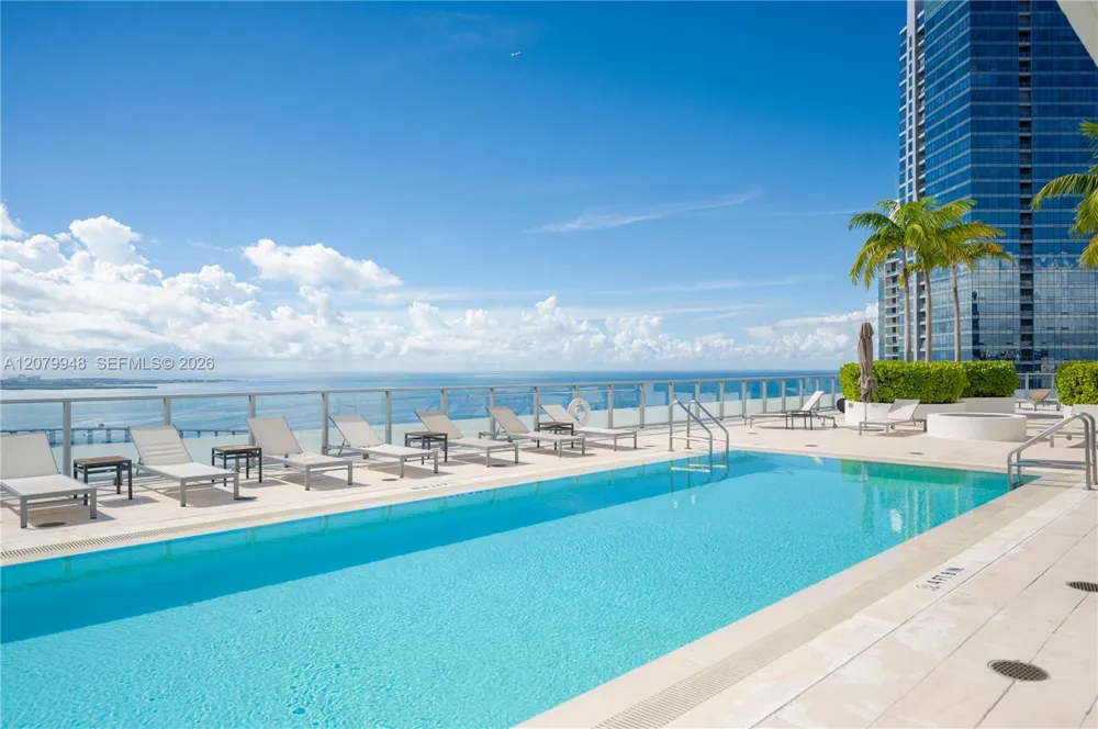 1300 Brickell Bay Dr #710 Miami, FL 33131