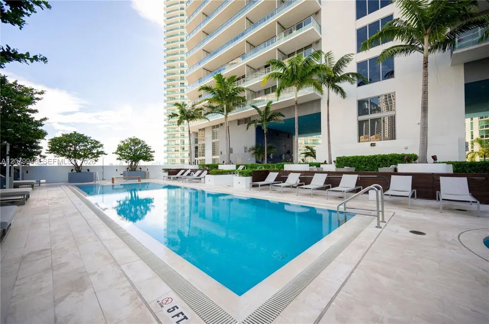 1300 Brickell Bay Dr #710 Miami, FL 33131
