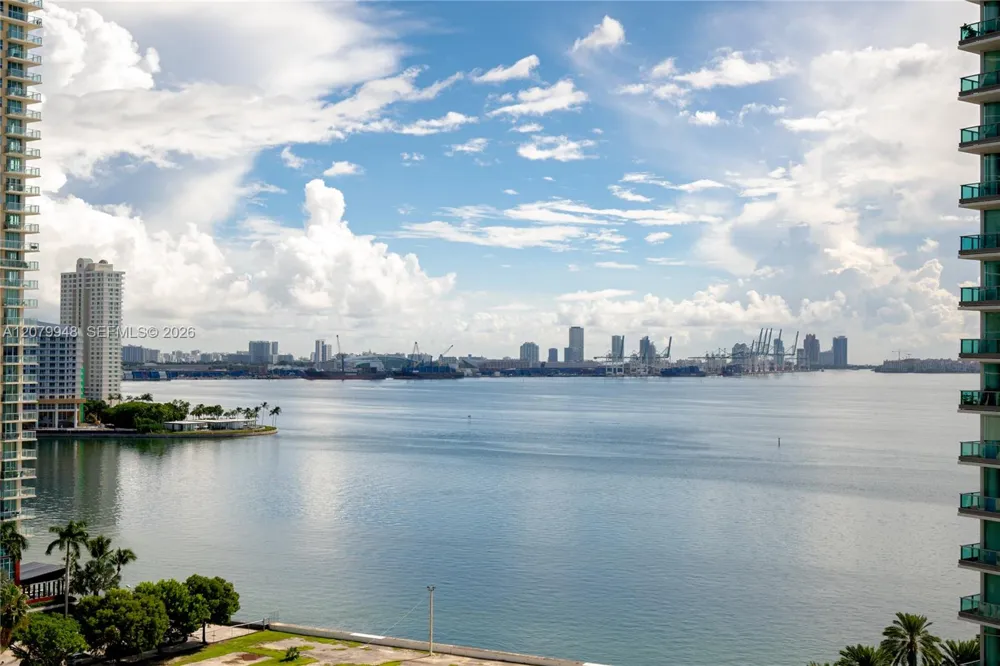 1300 Brickell Bay Dr #710 Miami, FL 33131