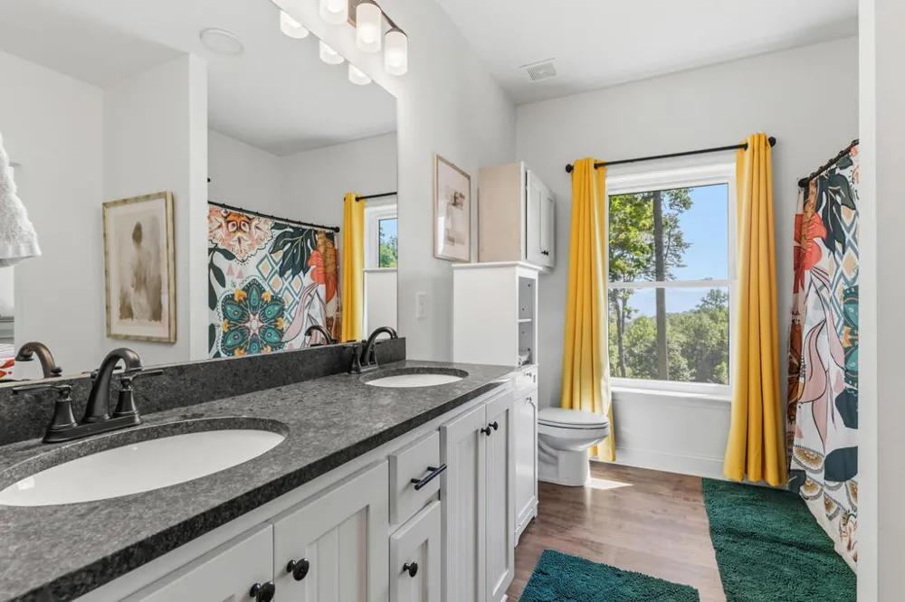 579 Overlook Circle Young Harris, GA 30582