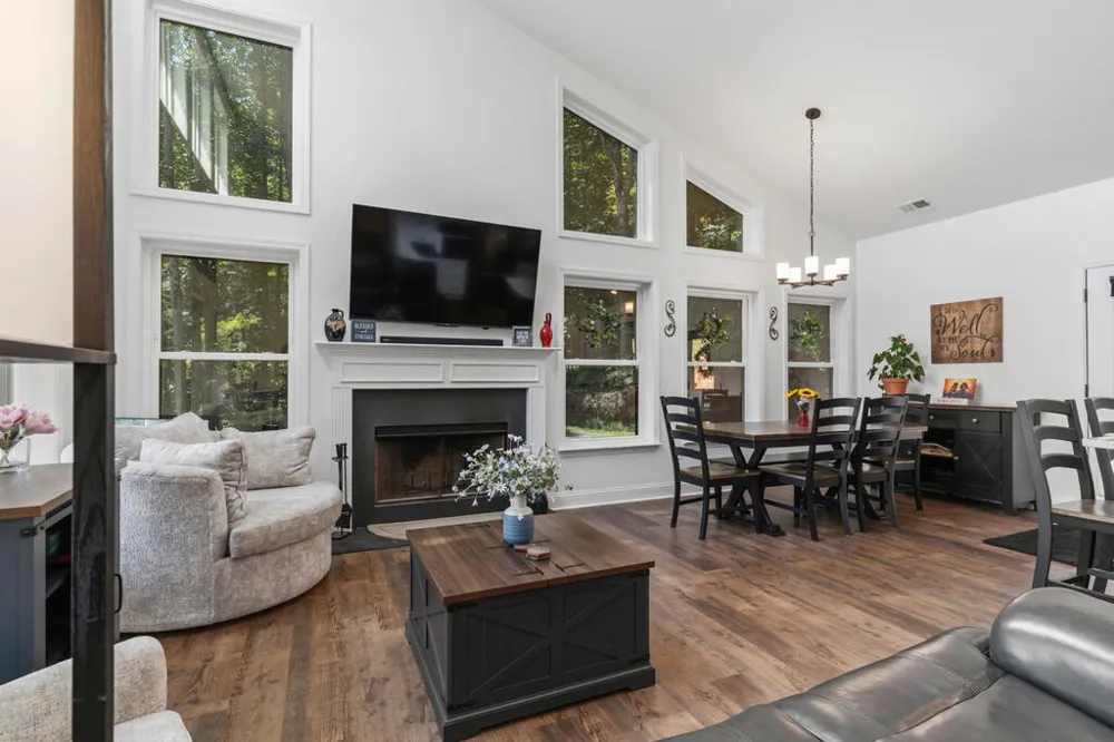 579 Overlook Circle Young Harris, GA 30582
