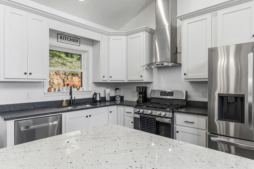 579 Overlook Circle Young Harris, GA 30582
