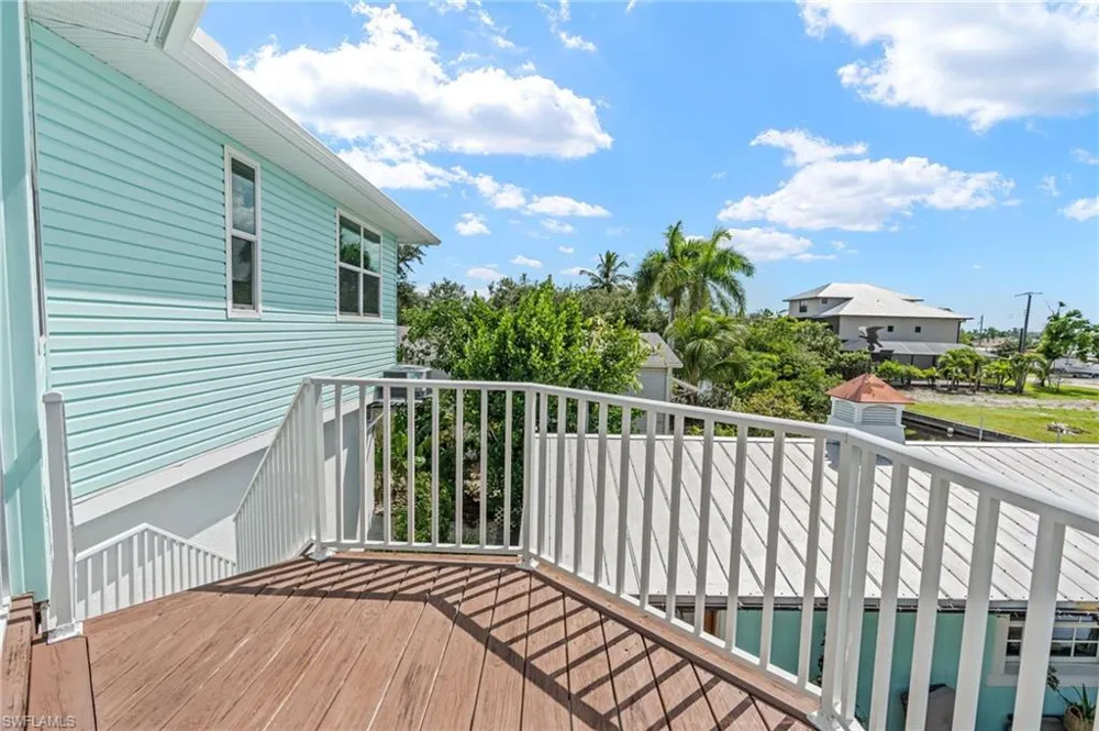27575 Big Bend Road Bonita Springs, FL 34134