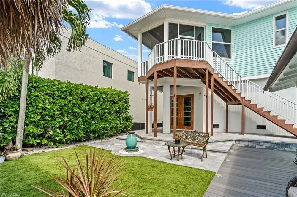 27575 Big Bend Road Bonita Springs, FL 34134