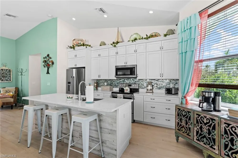 27575 Big Bend Road Bonita Springs, FL 34134