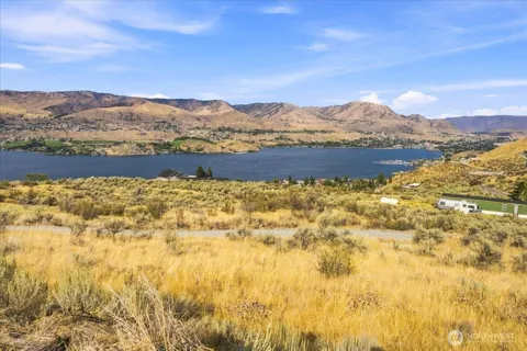 64 Chelan Butte Rd