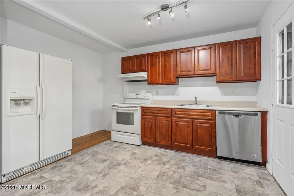 69 Village Green Way Hazlet, NJ 07730