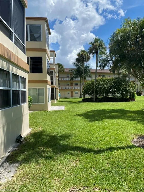 1515 Tropic Terrace #1515 North Fort Myers, FL 33903