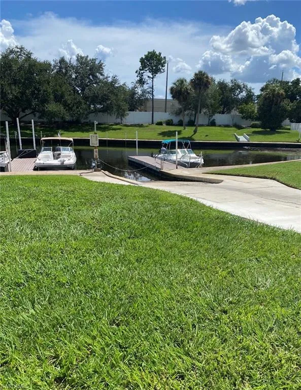 1515 Tropic Terrace #1515 North Fort Myers, FL 33903