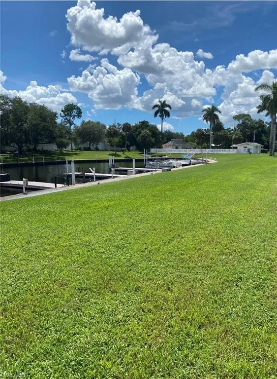 1515 Tropic Terrace #1515 North Fort Myers, FL 33903