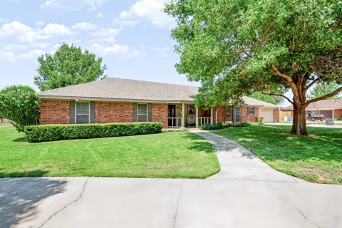 1701 Caddo Circle