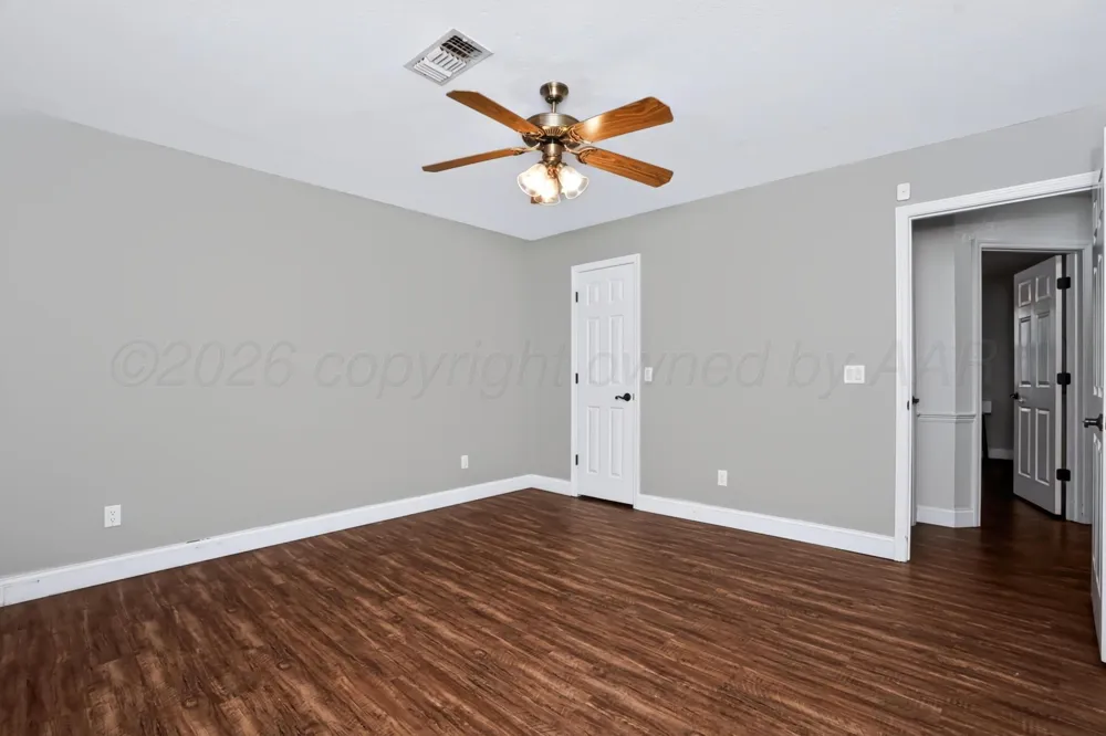 1701 Caddo Circle Dalhart, TX 79022