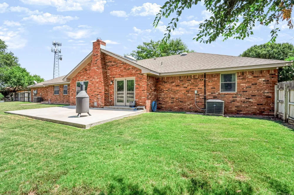 1701 Caddo Circle Dalhart, TX 79022