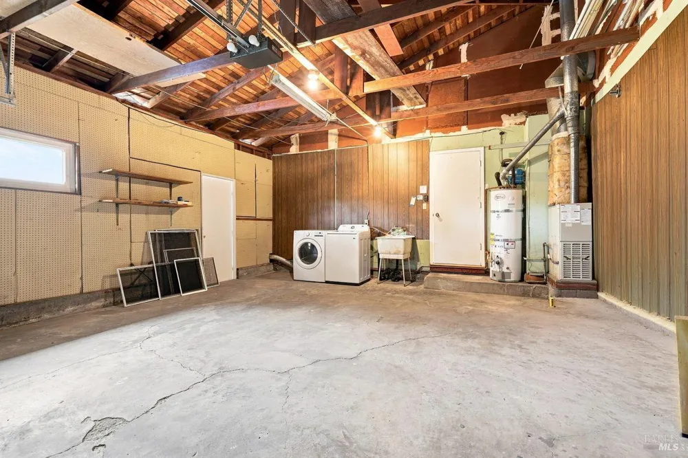 29 Tradewind Passage Corte Madera, CA 94925