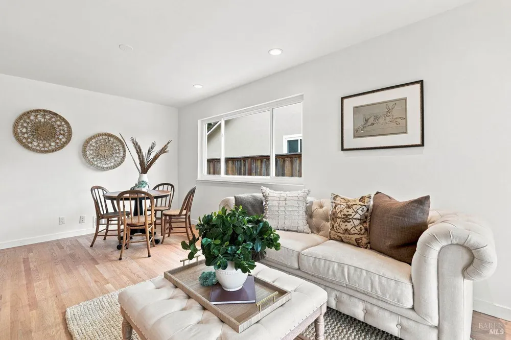 29 Tradewind Passage Corte Madera, CA 94925