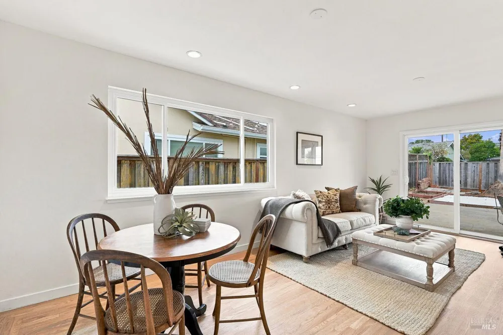 29 Tradewind Passage Corte Madera, CA 94925