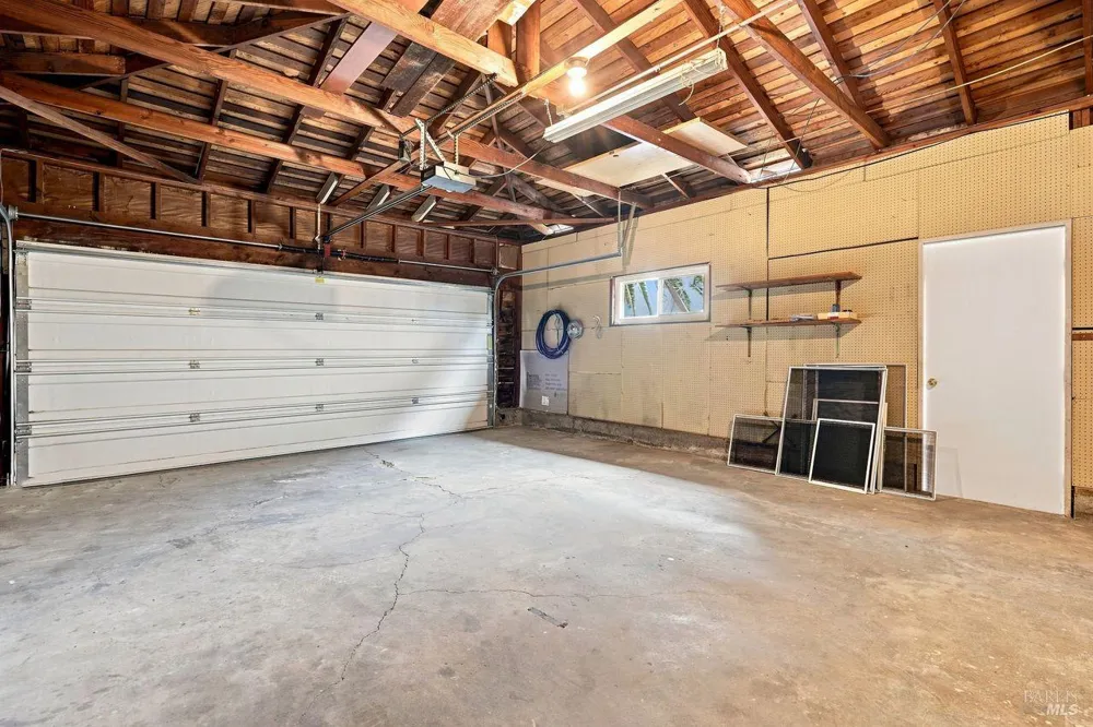 29 Tradewind Passage Corte Madera, CA 94925