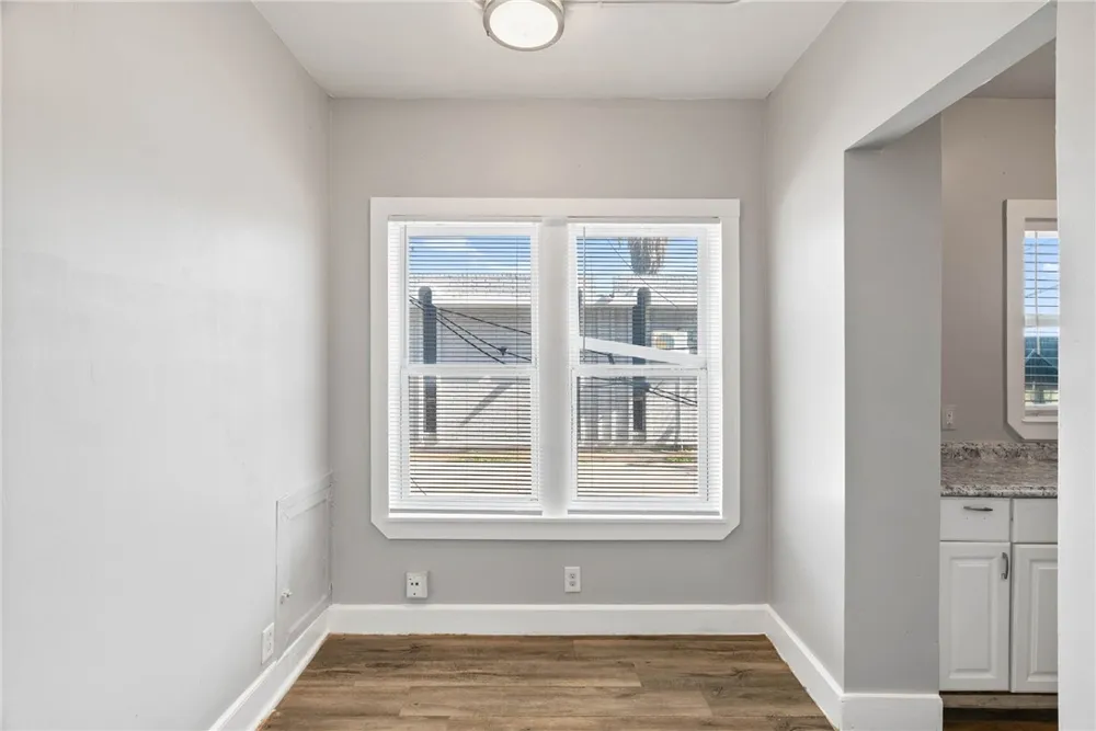 615 S Tancahua Street Corpus Christi, TX 78401