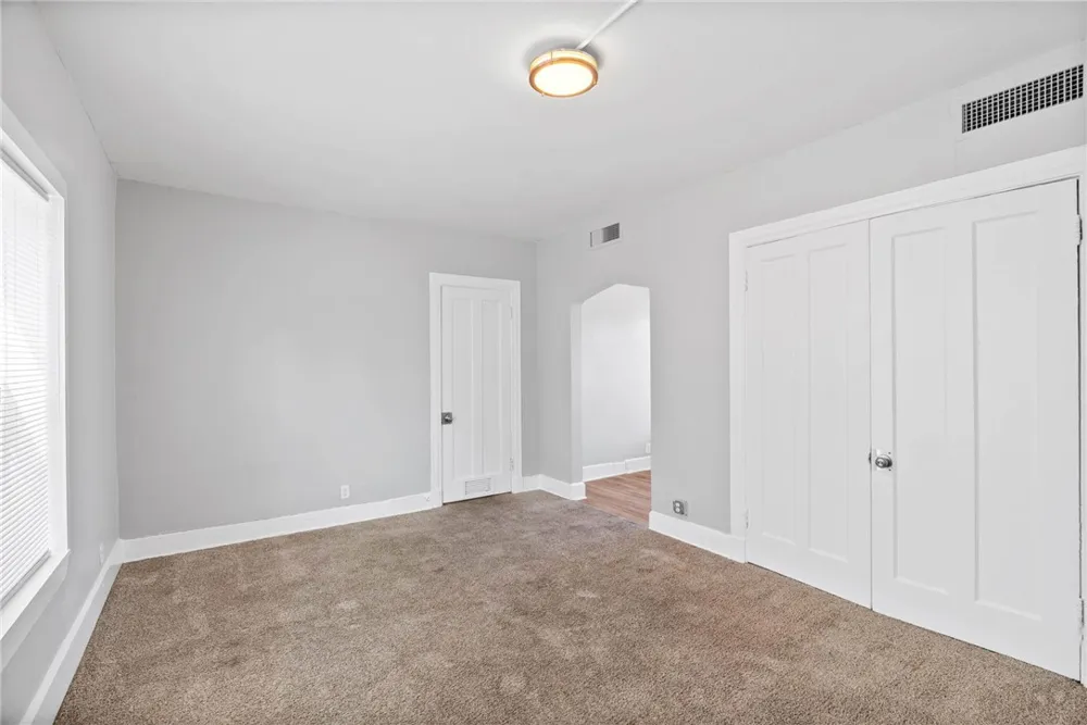615 S Tancahua Street Corpus Christi, TX 78401