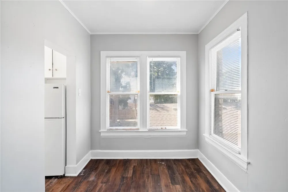 615 S Tancahua Street Corpus Christi, TX 78401