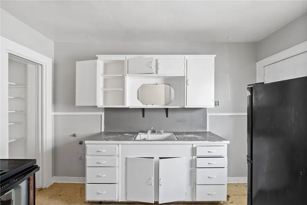 615 S Tancahua Street Corpus Christi, TX 78401