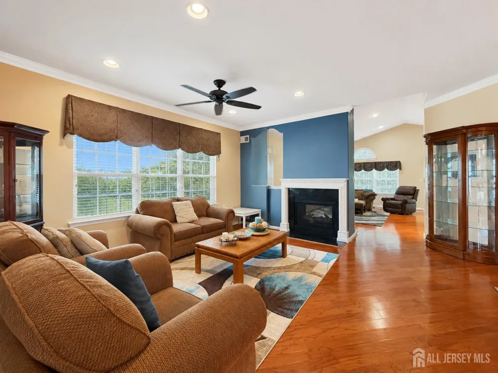 111 Fontaine Court Monroe, NJ 08831