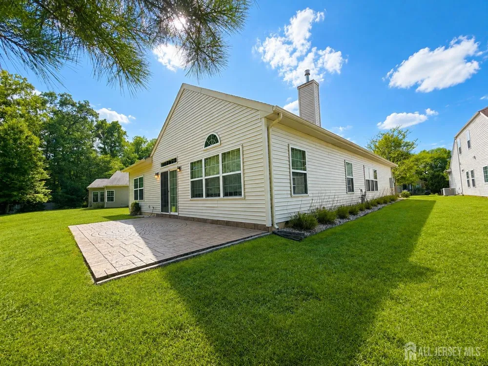 111 Fontaine Court Monroe, NJ 08831