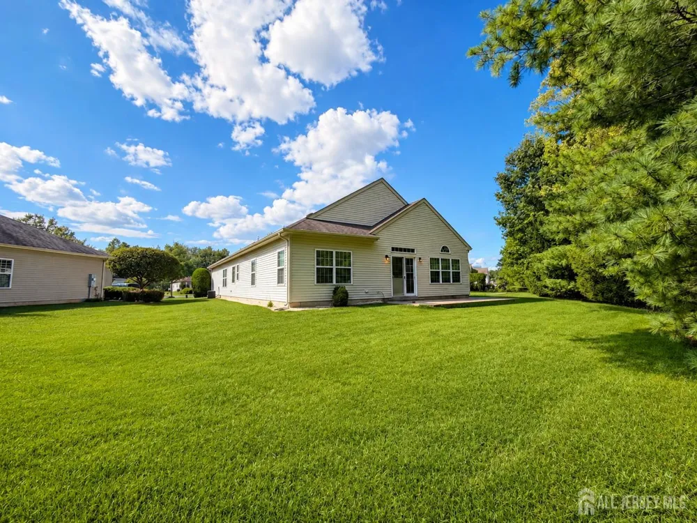 111 Fontaine Court Monroe, NJ 08831