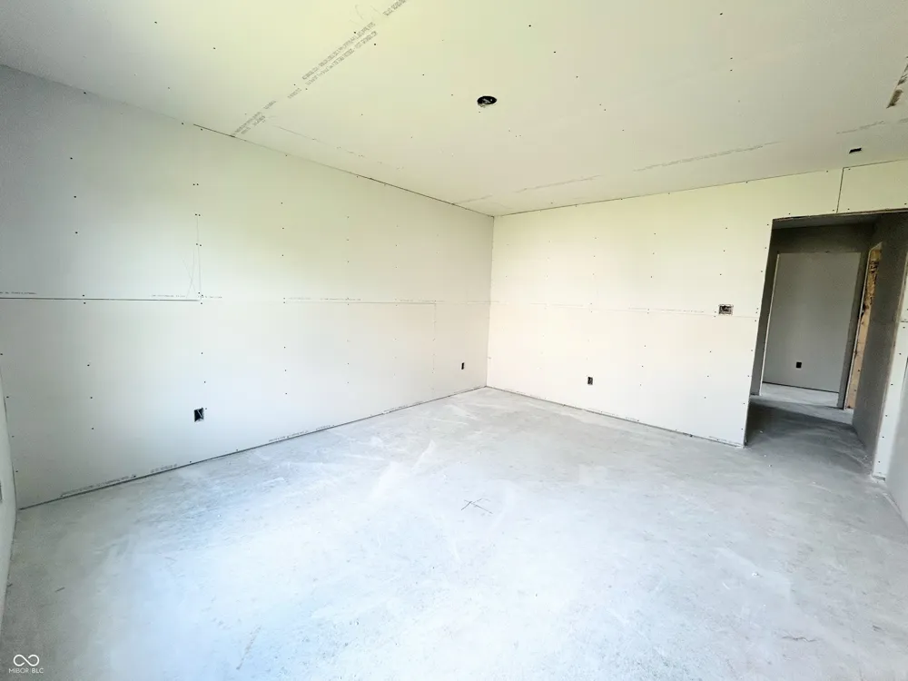 2023 Sandhill Drive Seymour, IN 47274