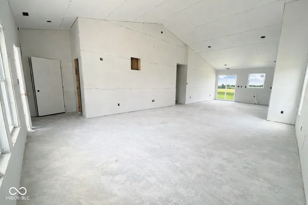 2023 Sandhill Drive Seymour, IN 47274