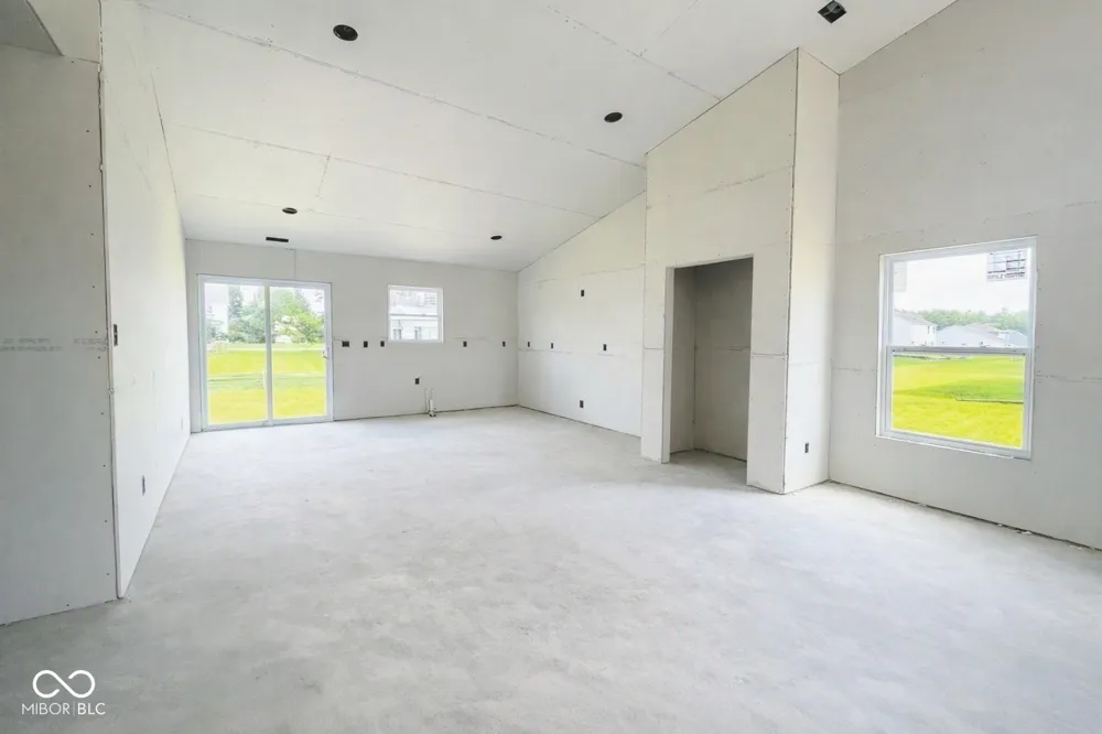 2023 Sandhill Drive Seymour, IN 47274