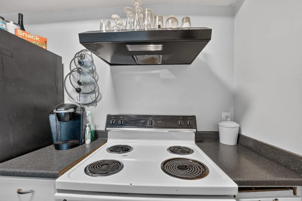 1628 Royal Hill Drive Austin, TX 78741